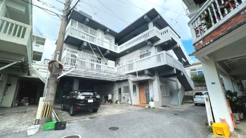 【HAPPY HOUSE】価格変更。浦添市内間３階建５世帯の収益アパート