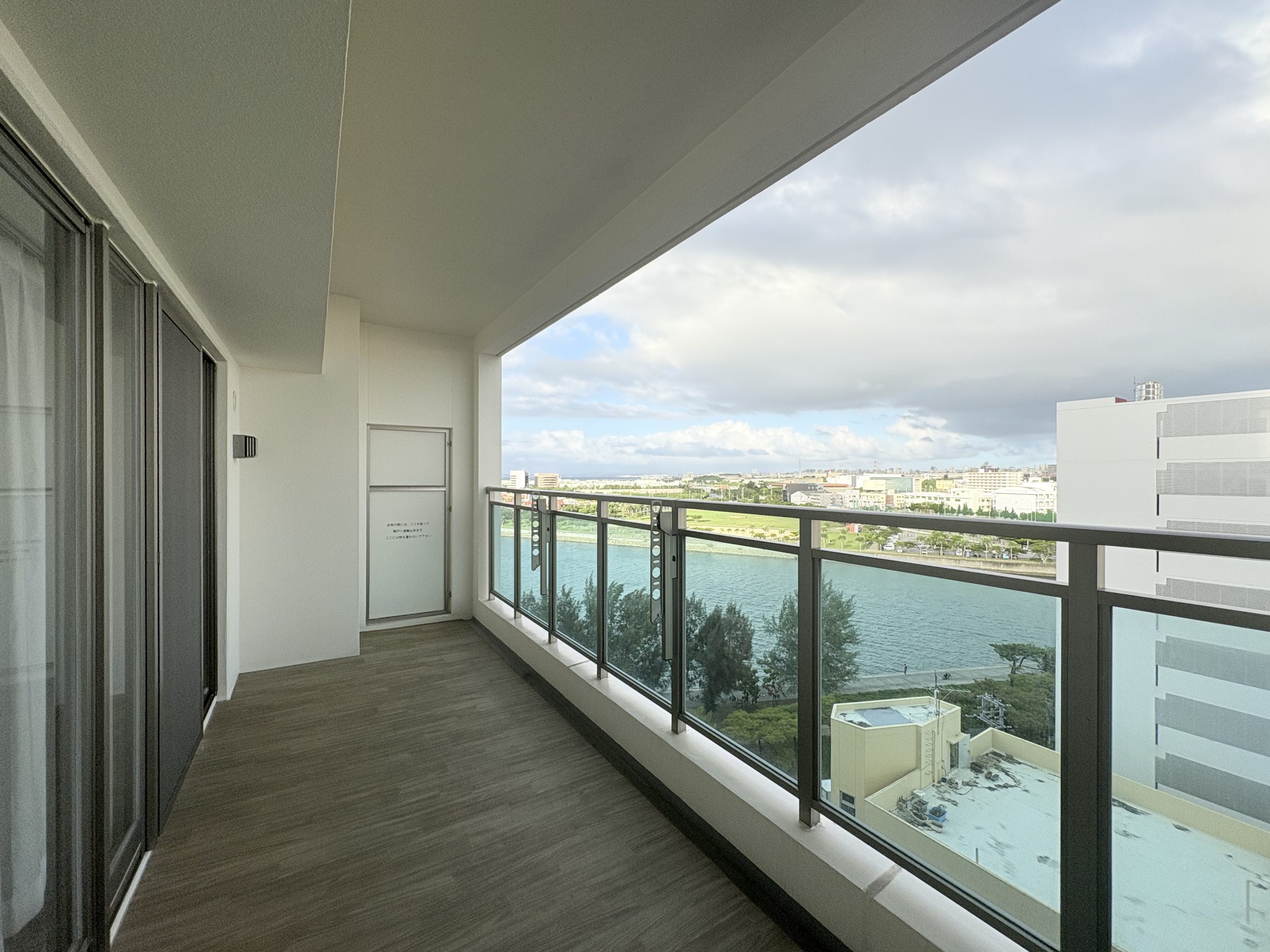 ブランシエラ那覇曙プレミスト9階