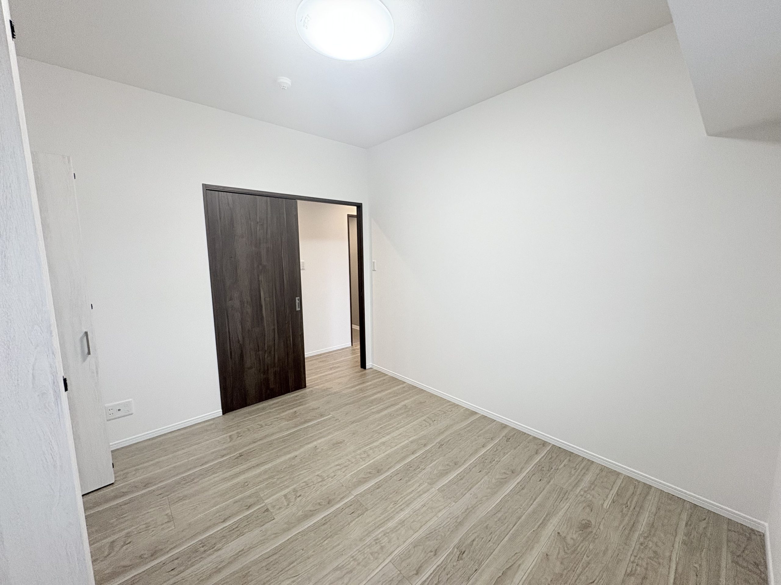 築浅3LDKで快適生活/ディアコート識名