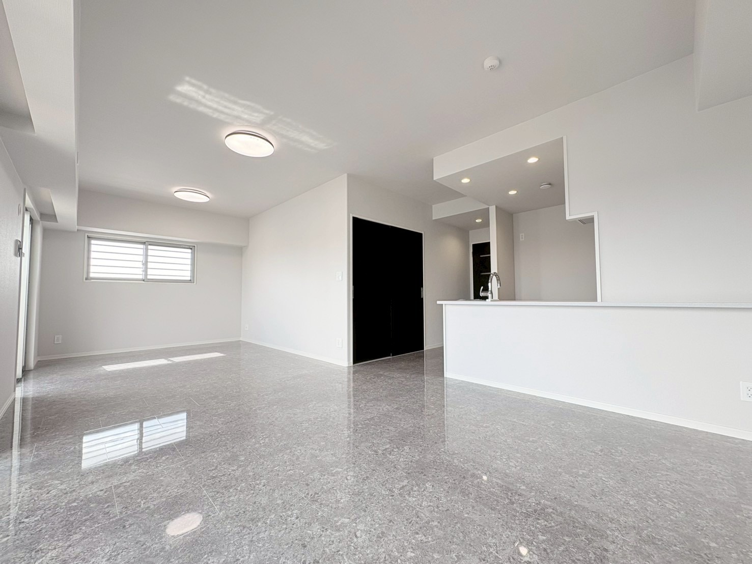 【賃貸】ソルテラス那覇西町/9階/2LDK